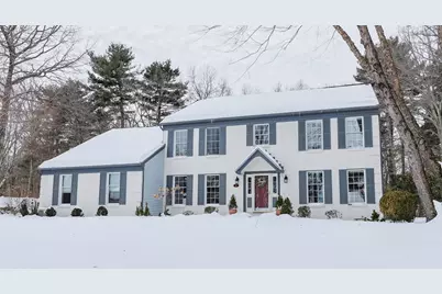 27 Dover Circle, Franklin, MA 02038 - Photo 1