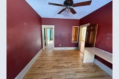 135 Henshaw St, Leicester, MA 01524 - Photo 9