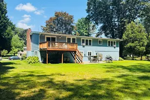 7 Thomas Dr, Framingham, MA 01701 - Photo 29