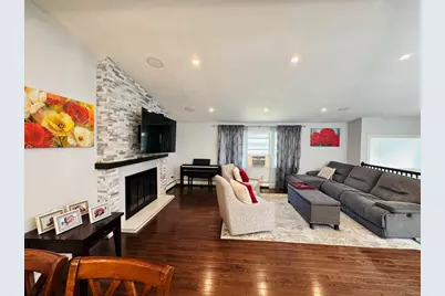 7 Thomas Dr, Framingham, MA 01701 - Photo 9