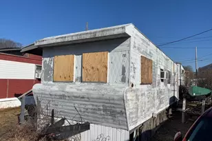 98 Newbury St, Danvers, MA 01923 - Photo 3