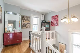 352 Pleasant St, Holyoke, MA 01040 - Photo 19