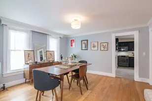 352 Pleasant St, Holyoke, MA 01040 - Photo 15