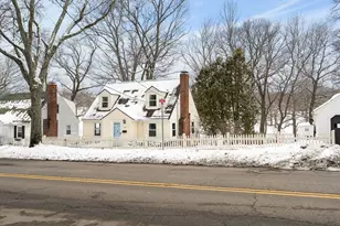 551 Poplar St, Boston, MA 02131 - Photo 3