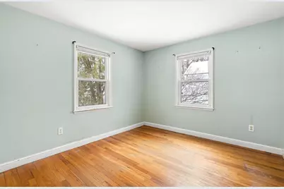 551 Poplar St, Boston, MA 02131 - Photo 13