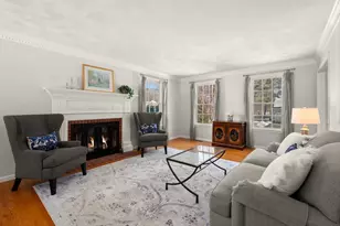 43 Ashley Pl, Reading, MA 01867 - Photo 17