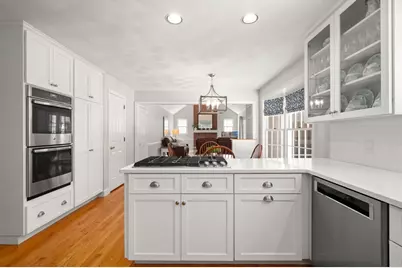 43 Ashley Place, Reading, MA 01867 - Photo 5