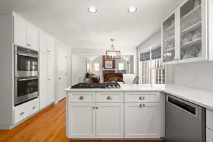 43 Ashley Pl, Reading, MA 01867 - Photo 5