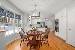 43 Ashley Pl, Reading, MA 01867 - Photo 7