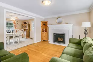 95 Colgate Dr, North Andover, MA 01845 - Photo 3