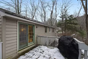 122 Forest St, North Andover, MA 01845 - Photo 23