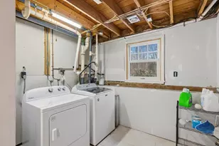 122 Forest St, North Andover, MA 01845 - Photo 21