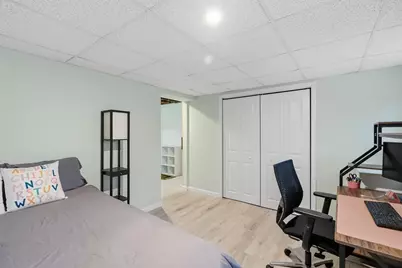 122 Forest St, North Andover, MA 01845 - Photo 17