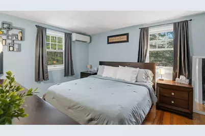 122 Forest St, North Andover, MA 01845 - Photo 9