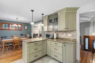 122 Forest St, North Andover, MA 01845 - Photo 5