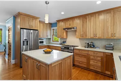 18 Hill St, Lexington, MA 02421 - Photo 3