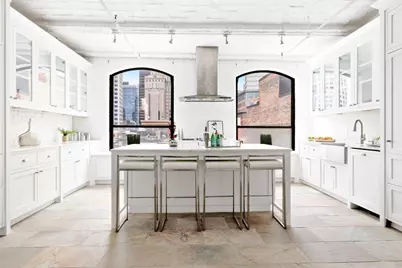 121-123 Beach St #803, Boston, MA 02111 - Photo 1