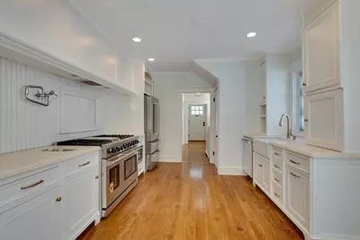 28 Green St, Needham, MA 02492 - Photo 7