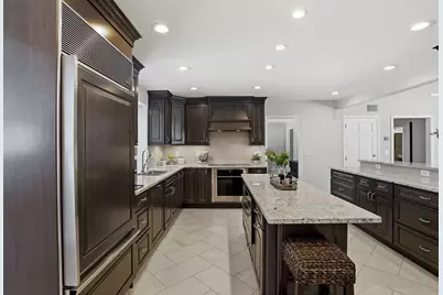 10 Bridle Path, North Andover, MA 01845 - Photo 17