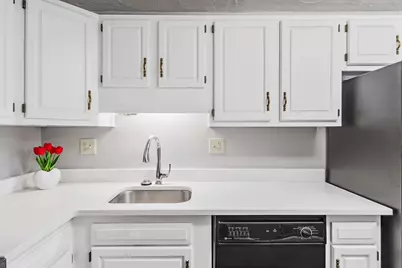 189 Littleton Rd #10, Chelmsford, MA 01824 - Photo 11