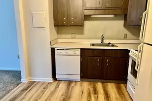 1004 Paradise Rd, Swampscott, MA 01907 - Photo 19