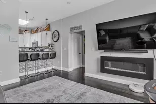 7 Central Square, Lynn, MA 01902 - Photo 1