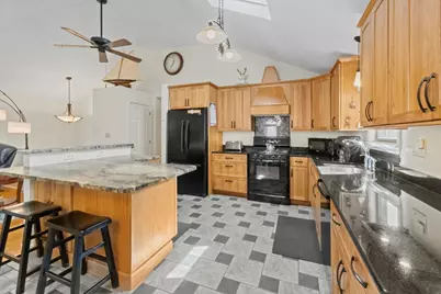 40 William Avenue, Haverhill, MA 01835 - Photo 5