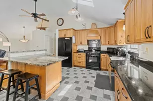 40 William Ave, Haverhill, MA 01835 - Photo 5