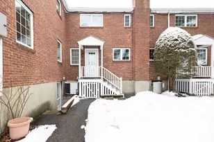 63 Linden St, Wellesley, MA 02482 - Photo 13