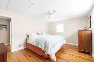 63 Linden St, Wellesley, MA 02482 - Photo 9