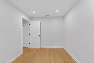 34 Marshall, Somerville, MA 02145 - Photo 19