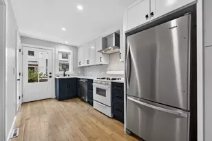 34 Marshall, Somerville, MA 02145 - Photo 5