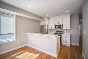 194 Havre St, Boston, MA 02128 - Photo 3