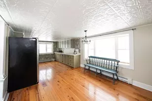 21 Maple St, Bellingham, MA 02019 - Photo 5