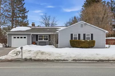 37 Sterling St, Lancaster, MA 01523 - Photo 1