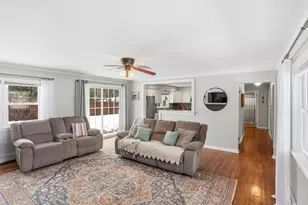 37 Sterling St, Lancaster, MA 01523 - Photo 5