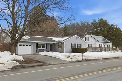 37 Sterling St, Lancaster, MA 01523 - Photo 3