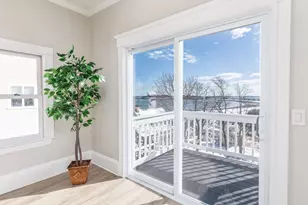 51 Harbor View Ave, Winthrop, MA 02152 - Photo 5