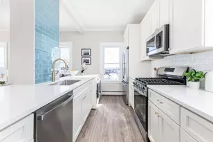 51 Harbor View Ave, Winthrop, MA 02152 - Photo 5