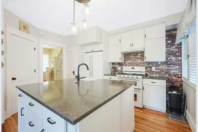 18 Dalton Pkwy #18, Salem, MA 01970 - Photo 13