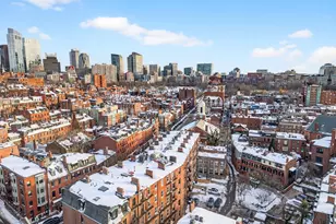 49 Charles St, Boston, MA 02114 - Photo 23