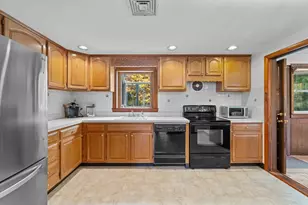 231 Central St, Framingham, MA 01701 - Photo 11