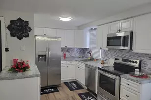 35 Genessee St, Worcester, MA 01603 - Photo 3