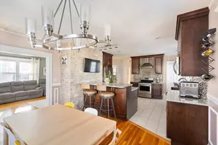 305 Webster St, Newton, MA 02466 - Photo 7