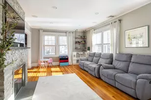 305 Webster St, Newton, MA 02466 - Photo 9