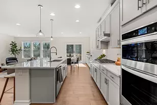 23 Sandtrap Circle, Walpole, MA 02081 - Photo 5