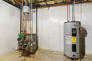 76 Mill St, Lancaster, MA 01523 - Photo 21