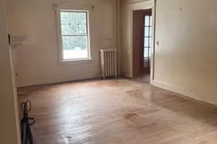 41 Dartmouth St, Holyoke, MA 01040 - Photo 5