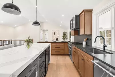 715 Summer Street, Lynnfield, MA 01940 - Photo 13