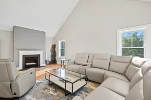 145 Turner Farm Rd, Uxbridge, MA 01569 - Photo 9